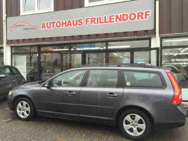 V70 2.4 D DPF Aut. Momentum NEUES MODEL