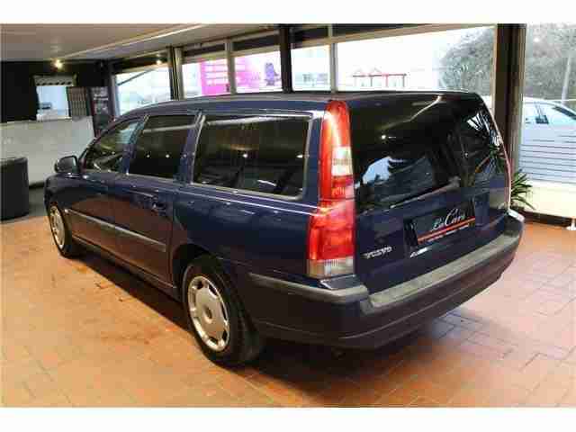Volvo V70 2.4 KOMBI / D4 / KLIMA / SCHECKHEFT GEPFLEGT