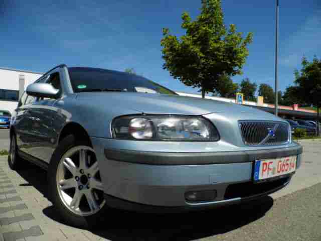 V70 2.4 Leder AHK 2 Hand Klima EURO4 GEPFLEGT