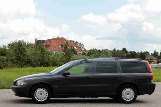 Volvo V70 2.5 D *Scheckheft/Klima/Navi*