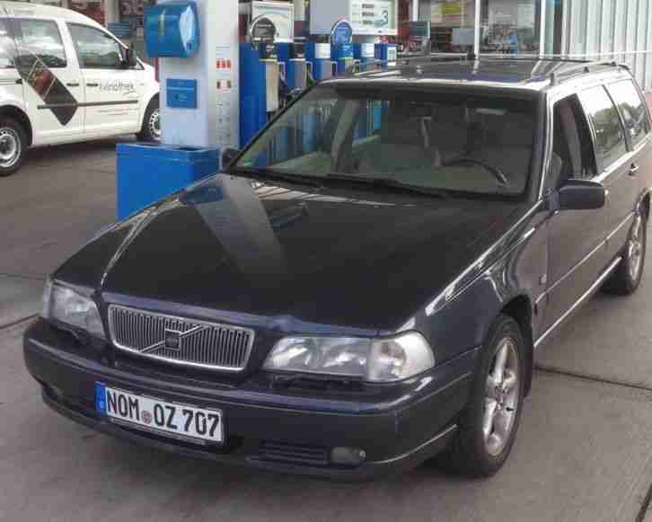 Volvo V70 2, 5 Sthzg, Schiebedach, Leder, TÜV