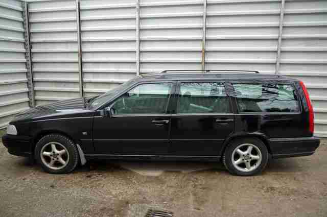 Volvo V70 2.5T*Automatik*Klima*Leder*AHK*Tüv:03/2017*