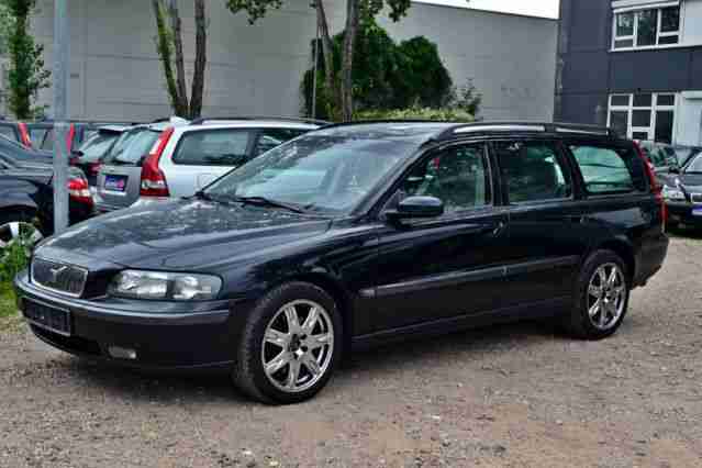 Volvo V70 BLACK EDITION+DPF+AUTOMATIK+LANGSTRECKE