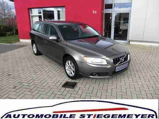 Volvo V70 D3 Kinetic Navi, Top Zustand