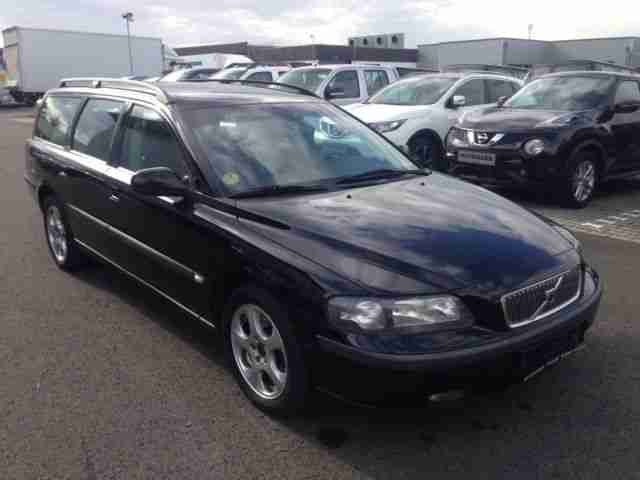 Volvo V70 D5