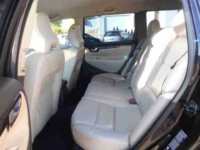 Volvo V70 D5 AWD Automatik Premium,Navi,Standheizung
