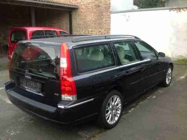 Volvo V70 D5 AWD Summum