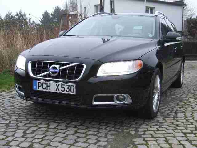 Volvo V70 D5 Aut. Summum,Xenon,Leder
