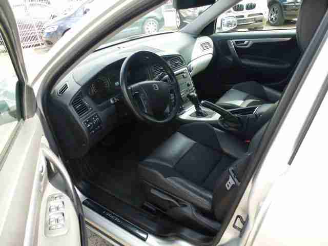 Volvo V70 D5 DPF Aut. Edition Comfort/Alus/TÜV/Top-zu