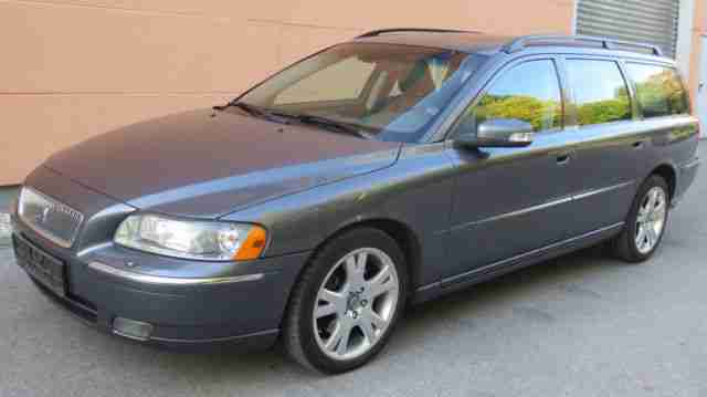 Volvo V70 D5 DPF Aut. Summum Leder, Xenon, PDC, SD