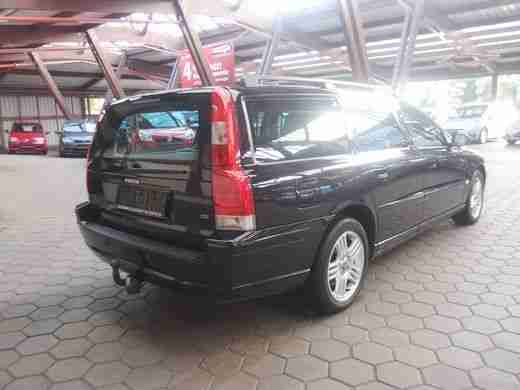 Volvo V70 D5