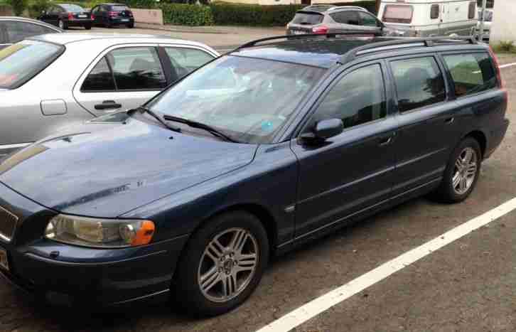 Volvo V70, D5, Momentum - Automatik, 185PS