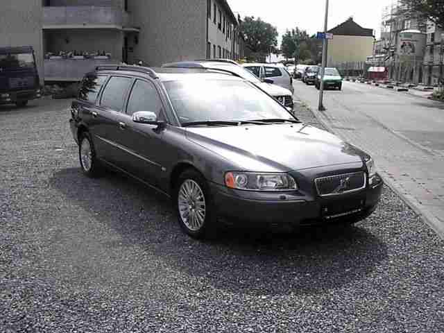 Volvo V70 D5 Momentum Automatik Klima Leder