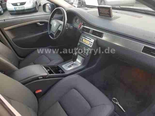 Volvo V70 D5 Momentum Navi Automatik
