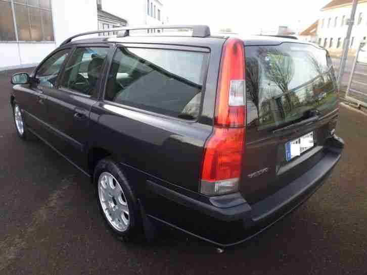 Volvo V70 II 2.4T Scheckheft,2.Hd.Voll Leder Klima Sitzheizung