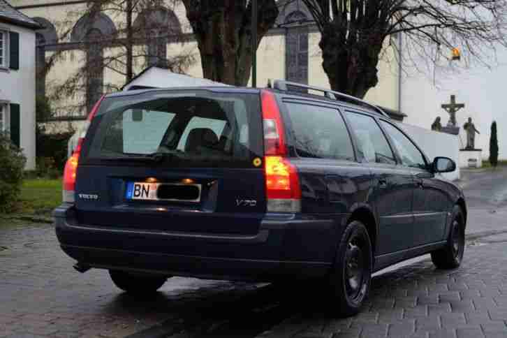 Volvo V70 II 2,4T - großes Auto für kleines Geld - 200 PS