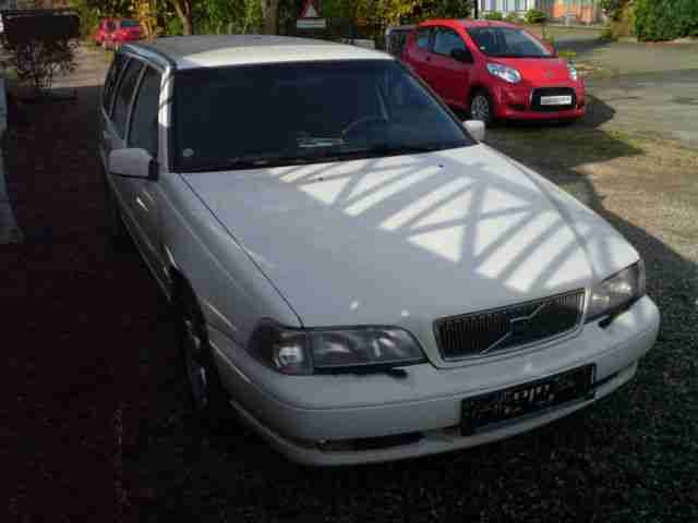 Volvo V70 Kombi TDI Automatik+Klima