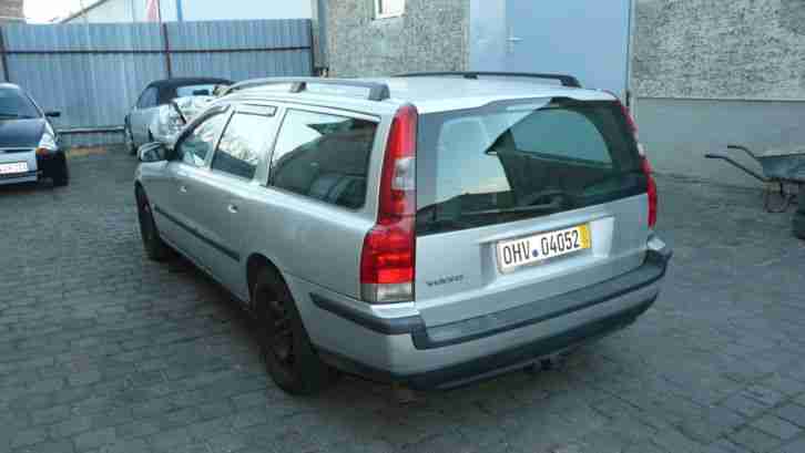 Volvo V70 T4