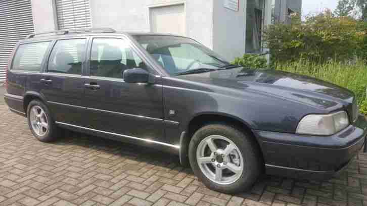Volvo V70 TÜV NEU mit AHK