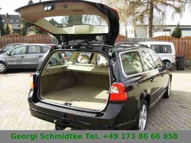 Volvo XC 70 D3 Automatik Navi Leder PDC AHK Klima
