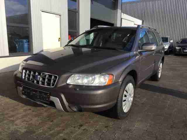 Volvo XC 70 D5 AWD Aut. Summum Standheizung