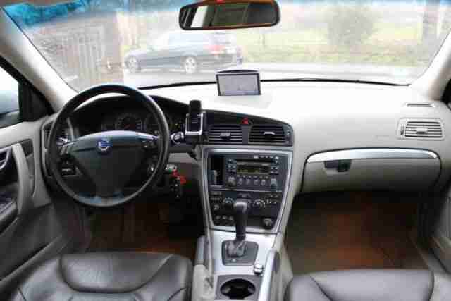 Volvo XC 70 D5 AWD Automatic/Xenon/Summum