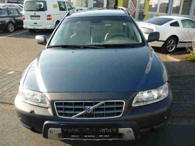 Volvo XC 70 D5 AWD Automatik.Navi.Xenon.Klima.Standhei