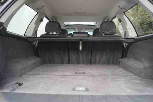 Volvo XC 90 D5 Momentum (LEDER/NAVI/AUTOMATIK/VOLL/