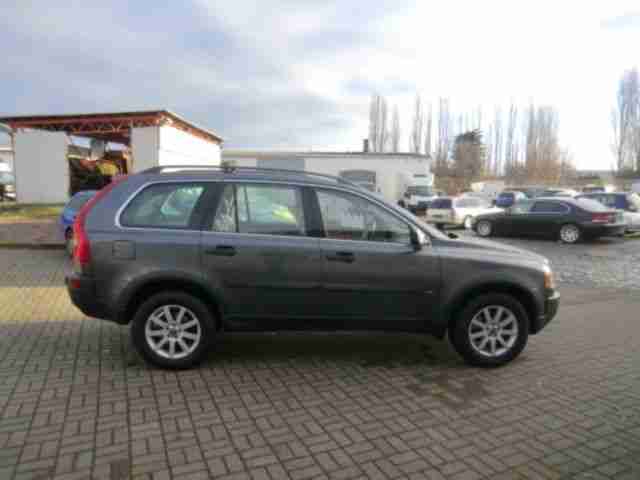 Volvo XC90 D5 Aut. 7 Sitzer-Voll Auscht.