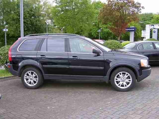 Volvo XC90 D5 Automatik Comfort*AHK*