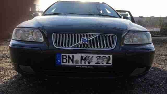 Volvo v70 II 2,4 D Kinetic 2005 Kultkombi extrem Sparsam!!