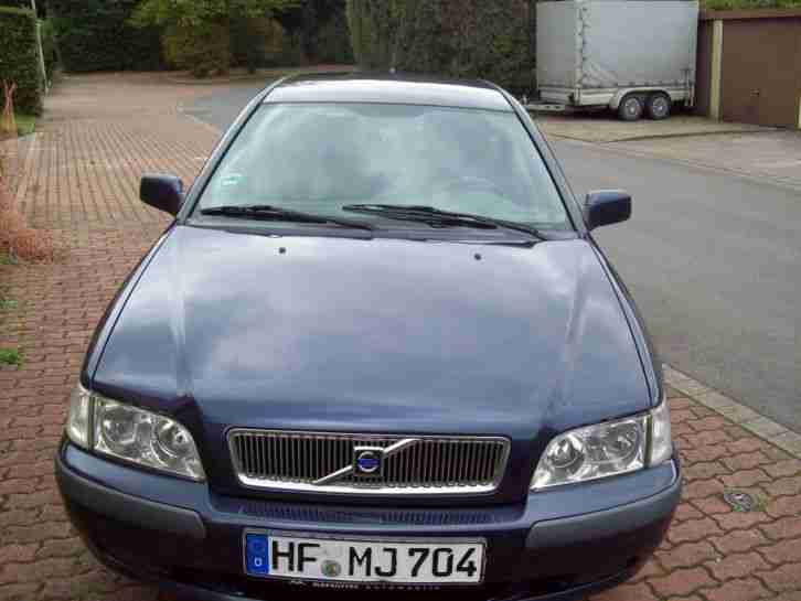 Volvvo V40 60 Kombie mit nachträglich eingebauter LPG Gasanlage