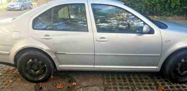 Vw Bora 1.6 Benzin, silber