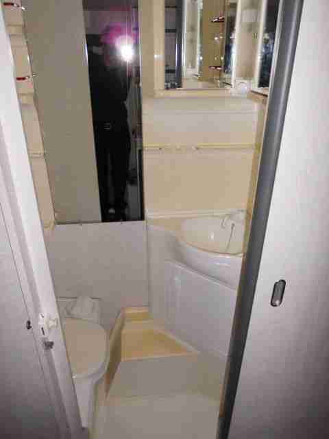 WOHNWAGEN "CHATEAU CHIARRA 450" zwei Sitzgruppen,Bad/WC,Vorzelt,Segel