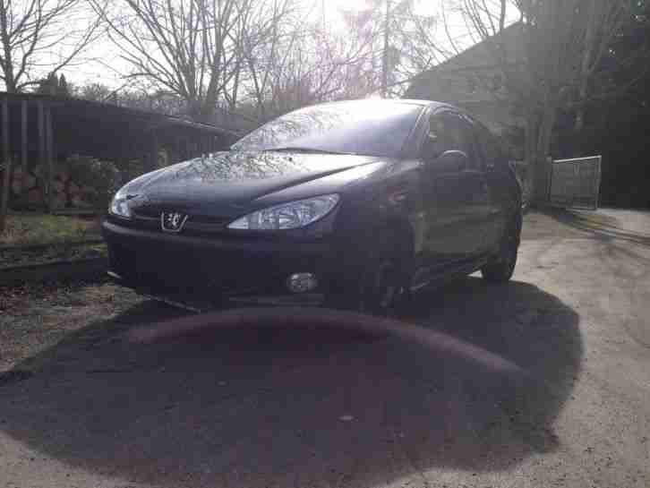 WOW +++ Peugeot 206 SX +++ schwarz +++ 81.000 km +++ TÜV +++ TOP