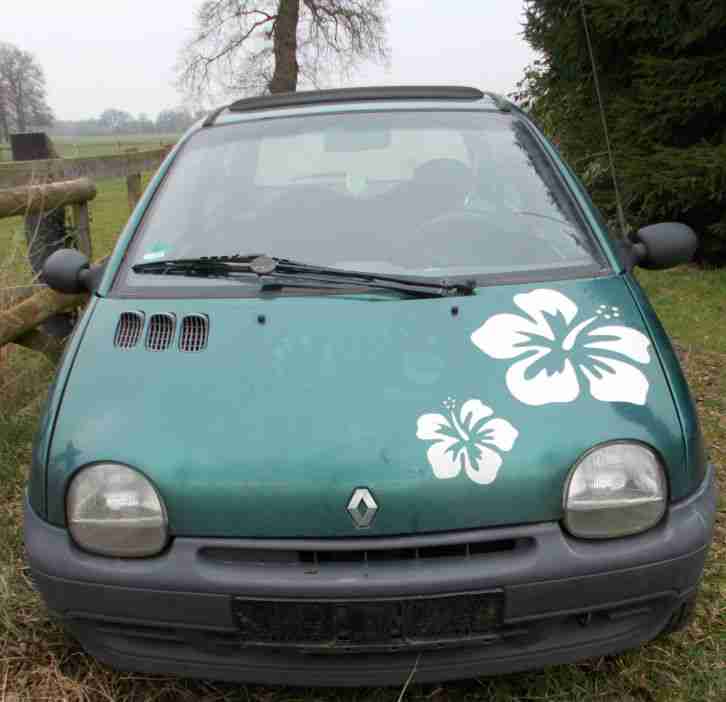 Wir verkaufen hier einen Twingo c06 Baujahr 01.1996 mit dem Km.128417
