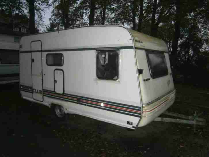 Wohnwagen Bürstner Holiday 420 zul. GG 900kg 1.Hd m.Papiere, helle Ausstattung