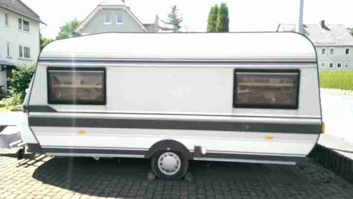 Wohnwagen Hobby 460 Prestige 100 Kmh TÜV Gas neu inklusive neuwertigem Vorzelt