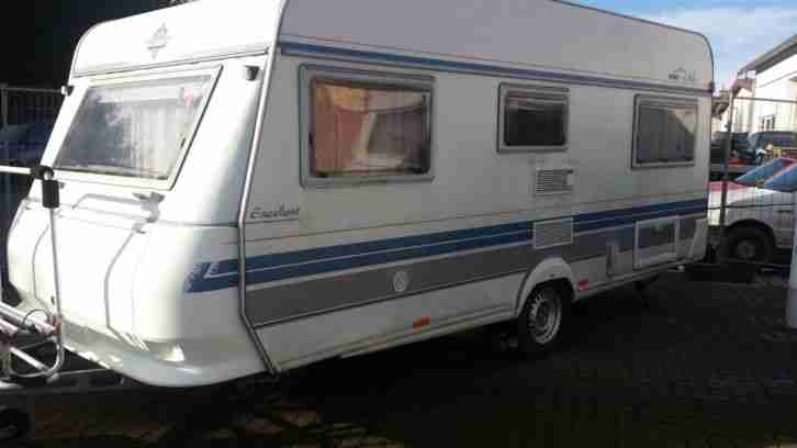 Wohnwagen Hobby Excellent 495 UFe mit Mover und Sackmarkise / BJ 1996