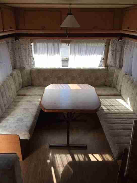 Wohnwagen Hymer Eriba Nova 680