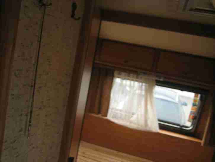 Wohnwagen Knaus 8430