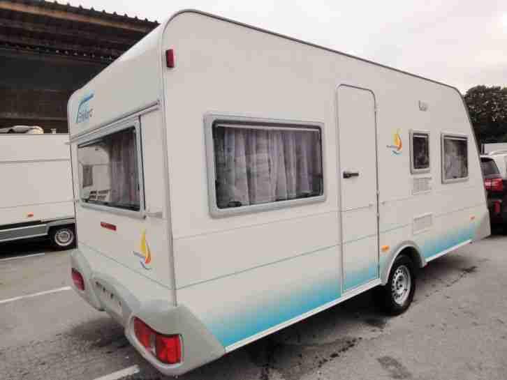 Wohnwagen Knaus Eifelland 460 mit Vorzelt