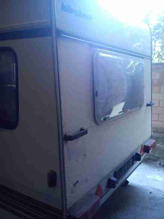 Wohnwagen Marke bürstner Club mit Vorzelt