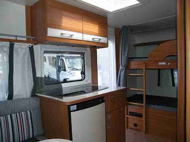 Wohnwagen Weinsberg Cara One 400 LK, Stockbetten, familiengerecht für 4 Personen
