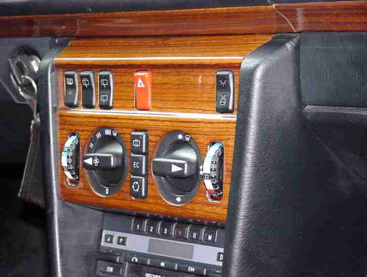 Wunderschöner Mercedes 230 TE Wagen 124 aus 1992 aus 2. Hand mit Klimaanlage