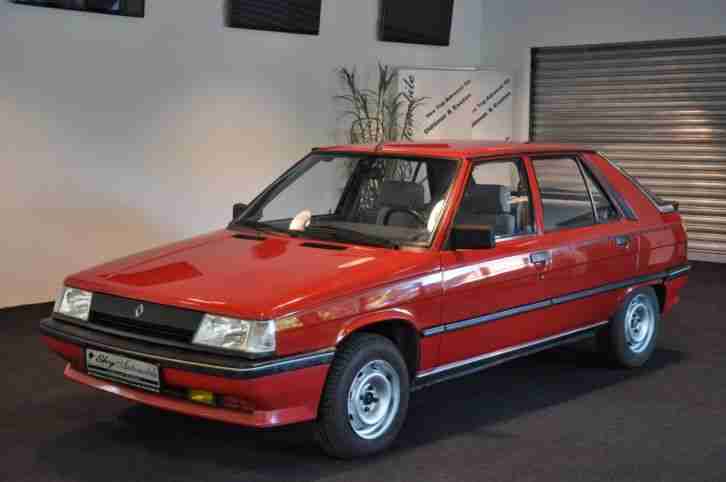 Youngtimer aus 1. Hand (86 Jahre)! Original erst 42.000 km! Schöner Renault R11!