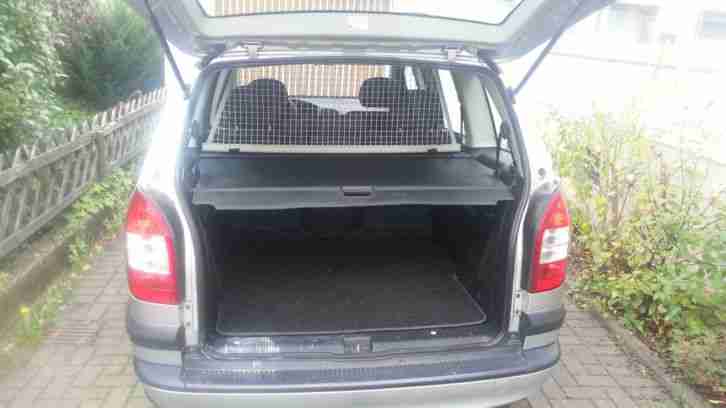 Zafira NJOY 1,6 EZ 02,2005 118300 km