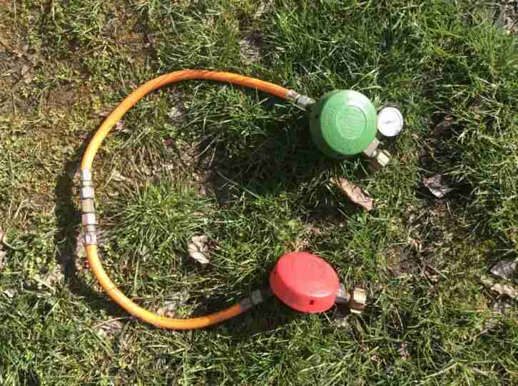 Zwei Gasflaschenanlage für Wohnwagen, Gasflaschen Anschluss Wohnwagen