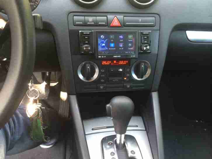 audi a3 8p 2.0 FSI 11400 km klima sitzbezüge navi freisprechanlage ...