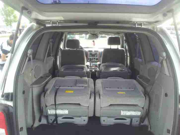 Auto kia carnaval